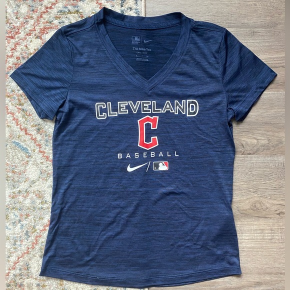 Nike MLB Women’s Dri Fit Heather Navy Cleveland Gaurdians T-Shirt - Picture 1 of 3